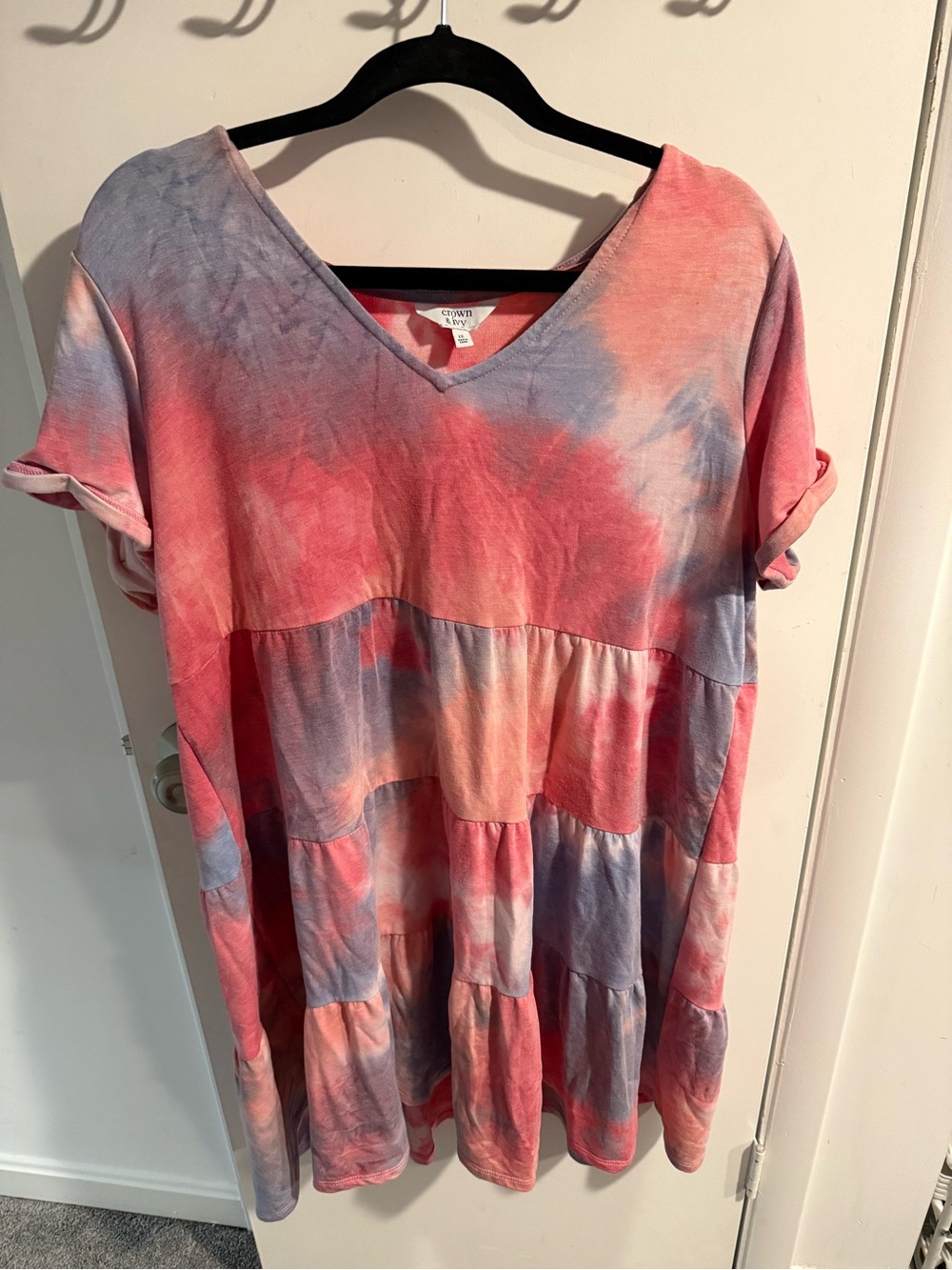 crown & ivy Pink and Lavender Tie-Dye V-Neck dress